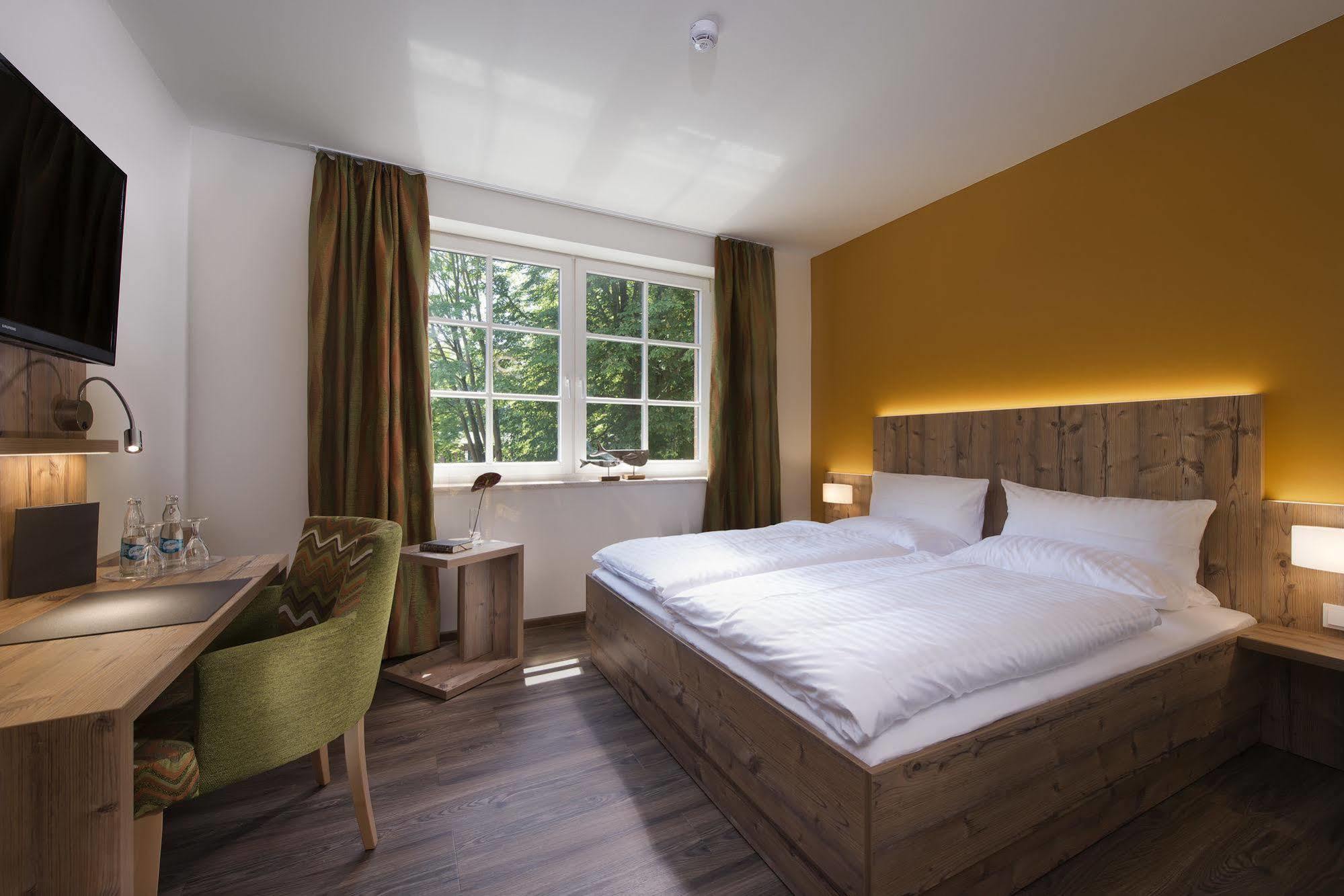 Susewind Hotel Rostock Exterior photo